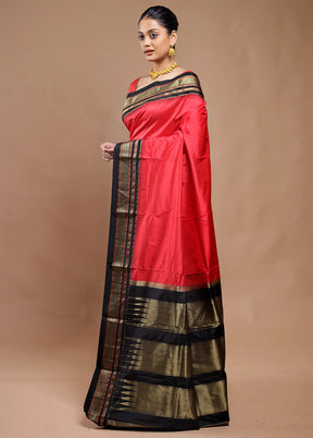 Red Handloom Kanjivaram Pure Silk Saree With Blouse Piece