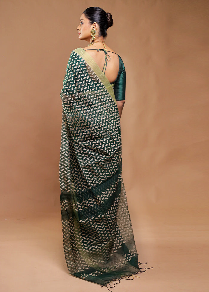 Green Cotton Saree With Blouse Piece