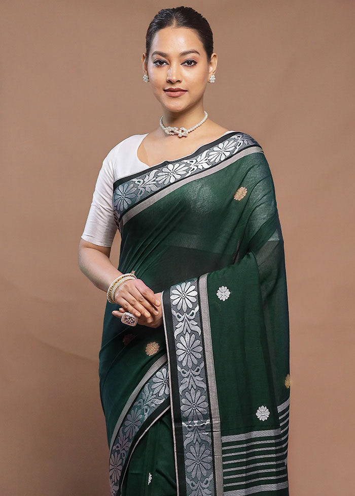 Green Cotton Saree With Blouse Piece