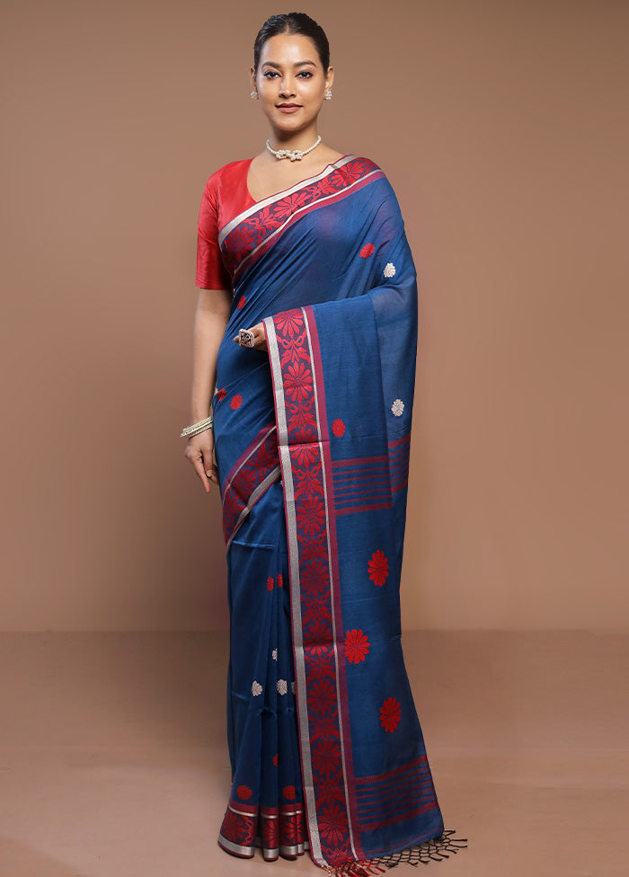 Blue Cotton Saree With Blouse Piece