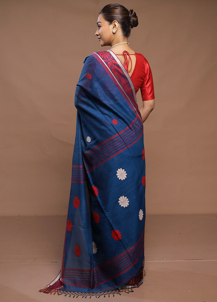 Blue Cotton Saree With Blouse Piece