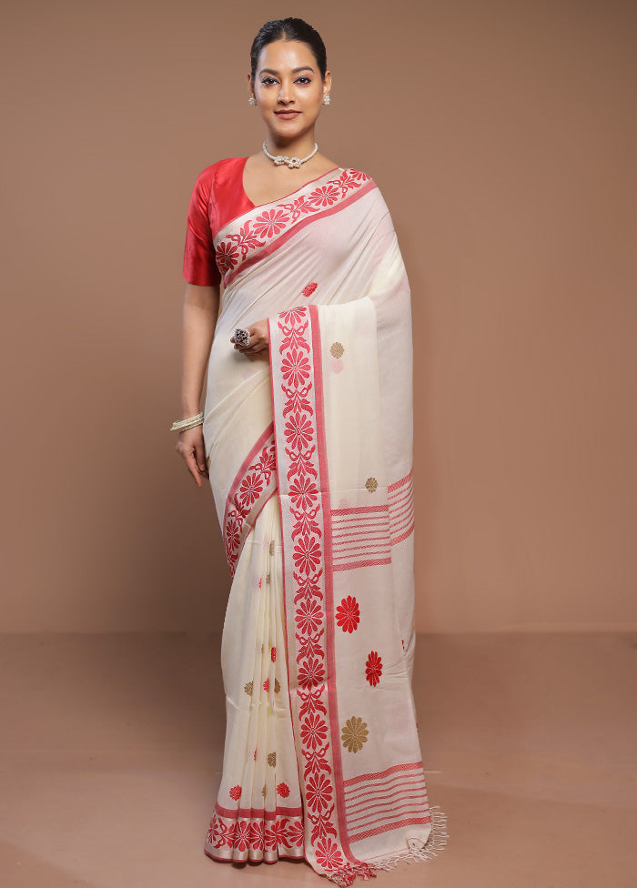 Cream Cotton Saree With Blouse Piece