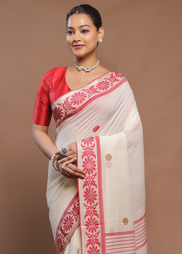 Cream Cotton Saree With Blouse Piece