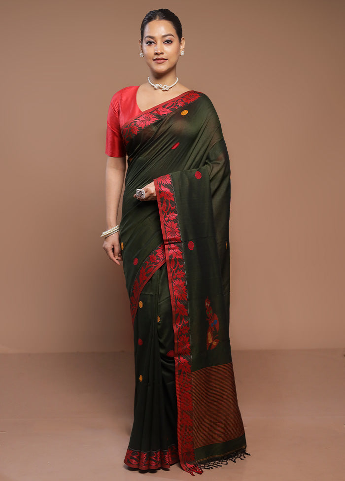 Green Cotton Saree With Blouse Piece