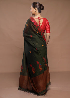 Green Cotton Saree With Blouse Piece