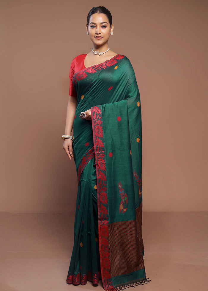 Green Cotton Saree With Blouse Piece