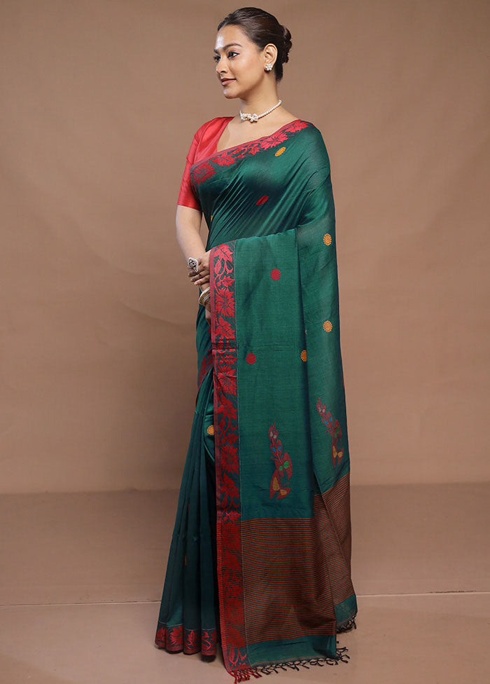 Green Cotton Saree With Blouse Piece