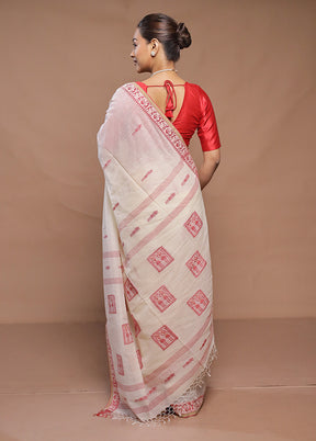 Cream Cotton Saree With Blouse Piece