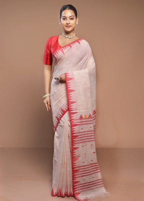 Cream Cotton Saree With Blouse Piece