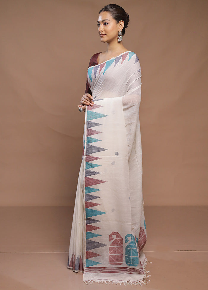 White Cotton Saree With Blouse Piece