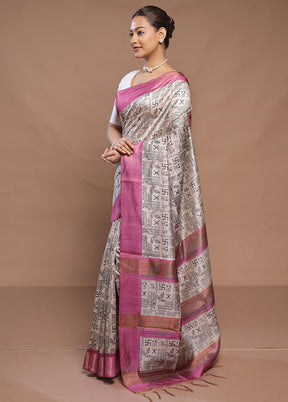 Cream Tussar Silk Saree With Blouse Piece