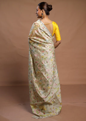 Cream Tussar Silk Saree With Blouse Piece