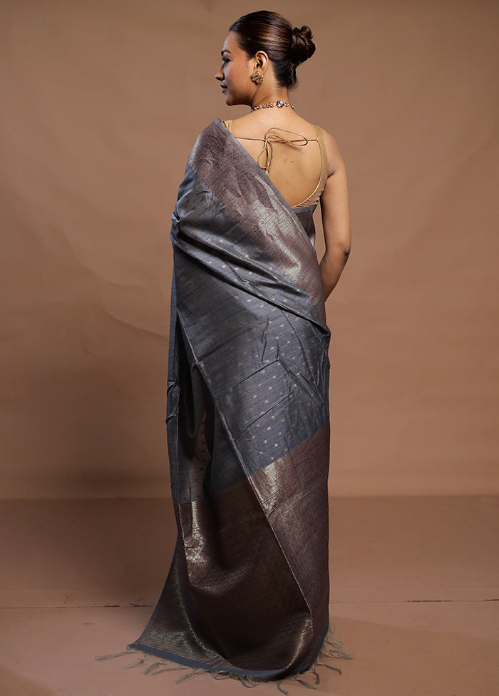 Grey Tussar Silk Saree With Blouse Piece