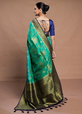 Green Dupion Silk Saree With Blouse Piece