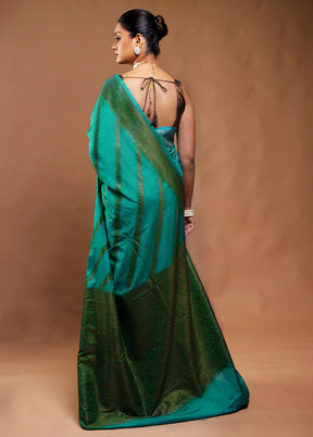 Green Dupion Silk Saree With Blouse Piece