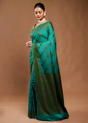 Green Dupion Silk Saree With Blouse Piece