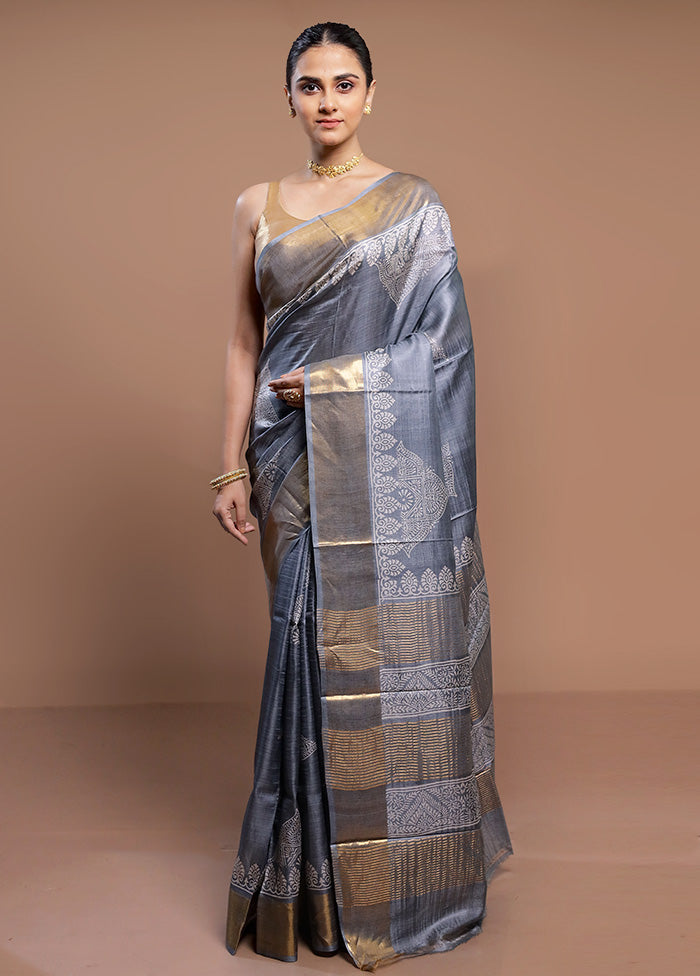 Grey Tussar Silk Saree With Blouse Piece