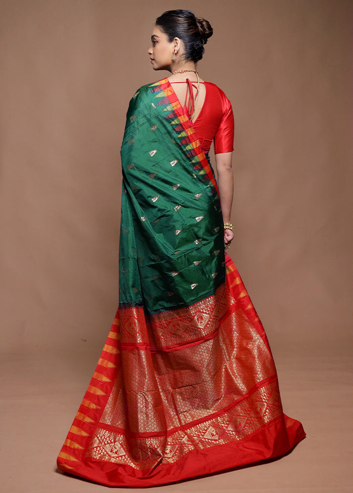 Green Kanjivaram Silk Saree With Blouse Piece