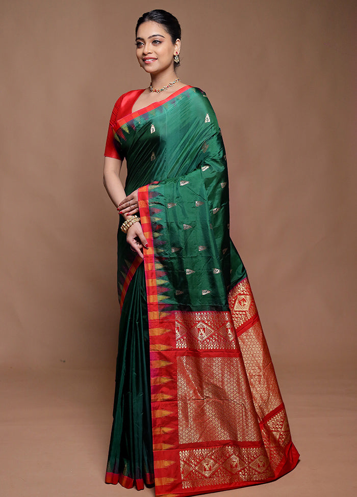 Green Kanjivaram Silk Saree With Blouse Piece