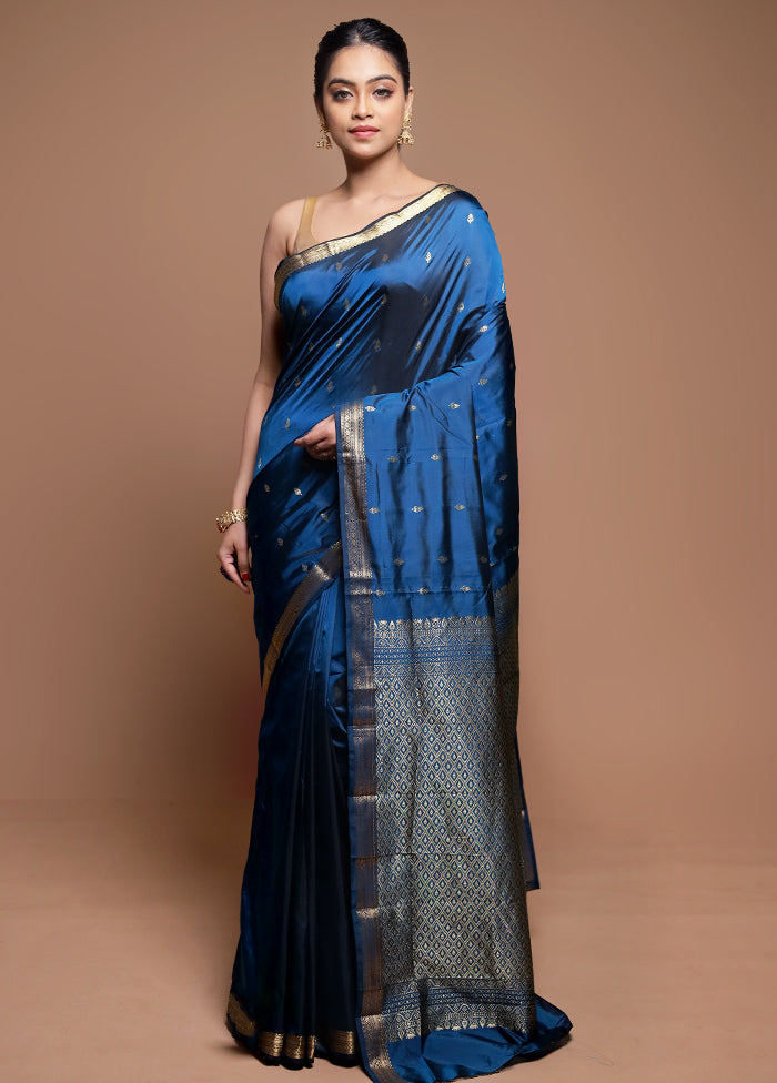 Blue Kanjivaram Silk Saree With Blouse Piece