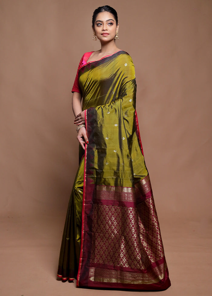 Green Kanjivaram Silk Saree With Blouse Piece