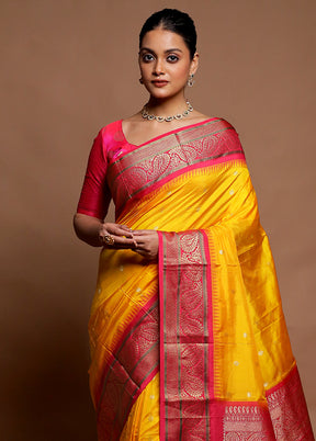 Yellow Handloom Kanjivaram Pure Silk Saree With Blouse Piece