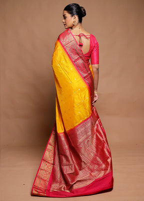 Yellow Handloom Kanjivaram Pure Silk Saree With Blouse Piece