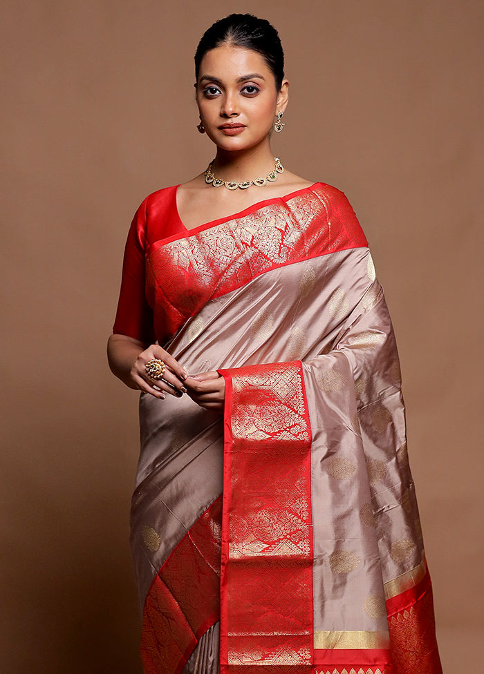 Cream Handloom Kanchipuram Pure Silk Saree With Blouse Piece