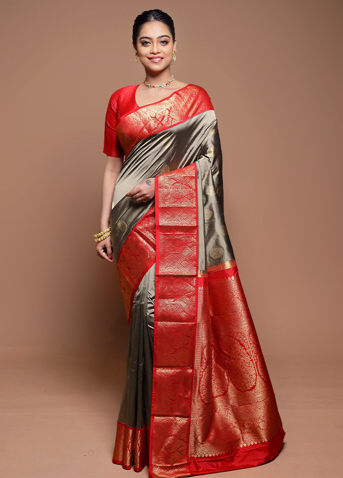 Grey Handloom Kanchipuram Pure Silk Saree With Blouse Piece