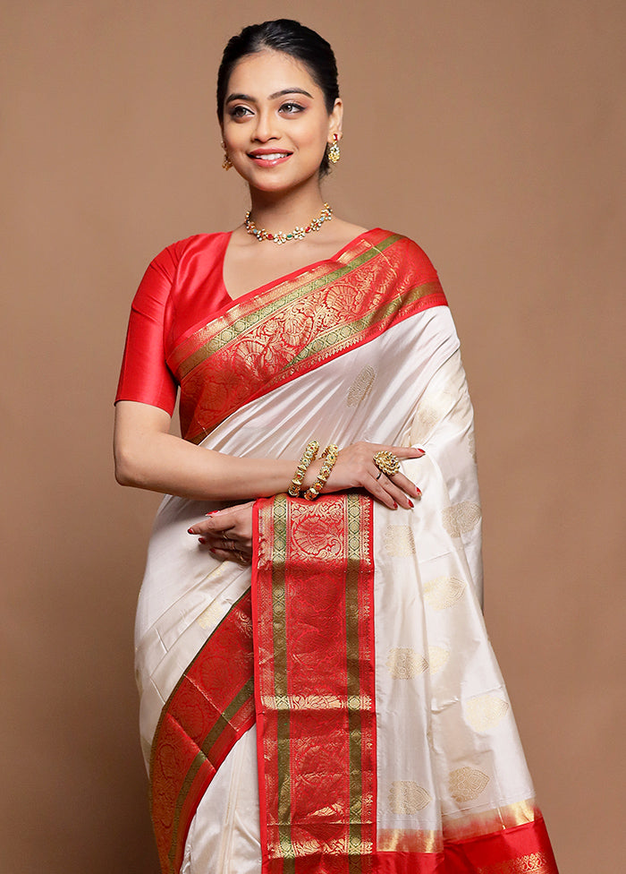 Cream Handloom Kanchipuram Pure Silk Saree With Blouse Piece