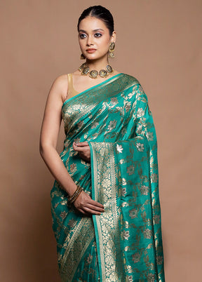 Green Dupion Silk Saree With Blouse Piece