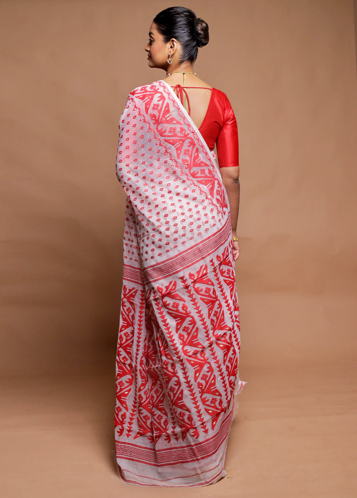 White Tant Jamdani Saree Without Blouse Piece