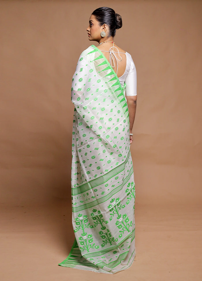 White Tant Jamdani Saree Without Blouse Piece