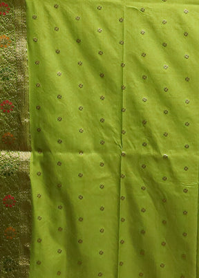 Green Dupion Silk Saree With Blouse Piece