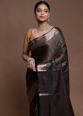 Black Tanchoi Silk Saree With Blouse Piece