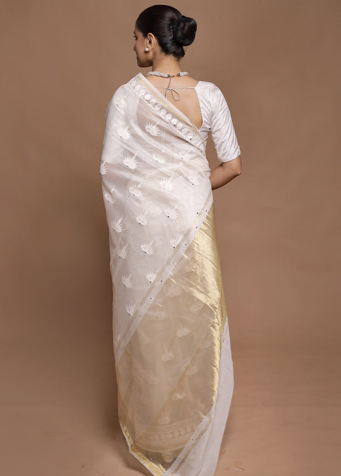 White Handloom Tussar Pure Silk Saree With Blouse Piece