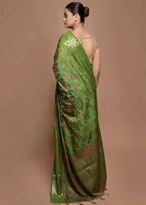 Green Dupion Silk Saree With Blouse Piece