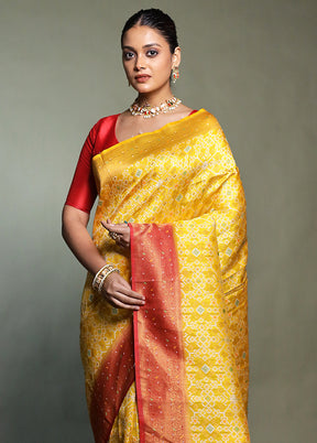 Yellow Dupion Silk Saree With Blouse Piece