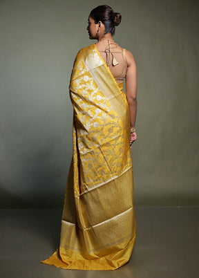 Yellow Kora Silk Saree With Blouse Piece