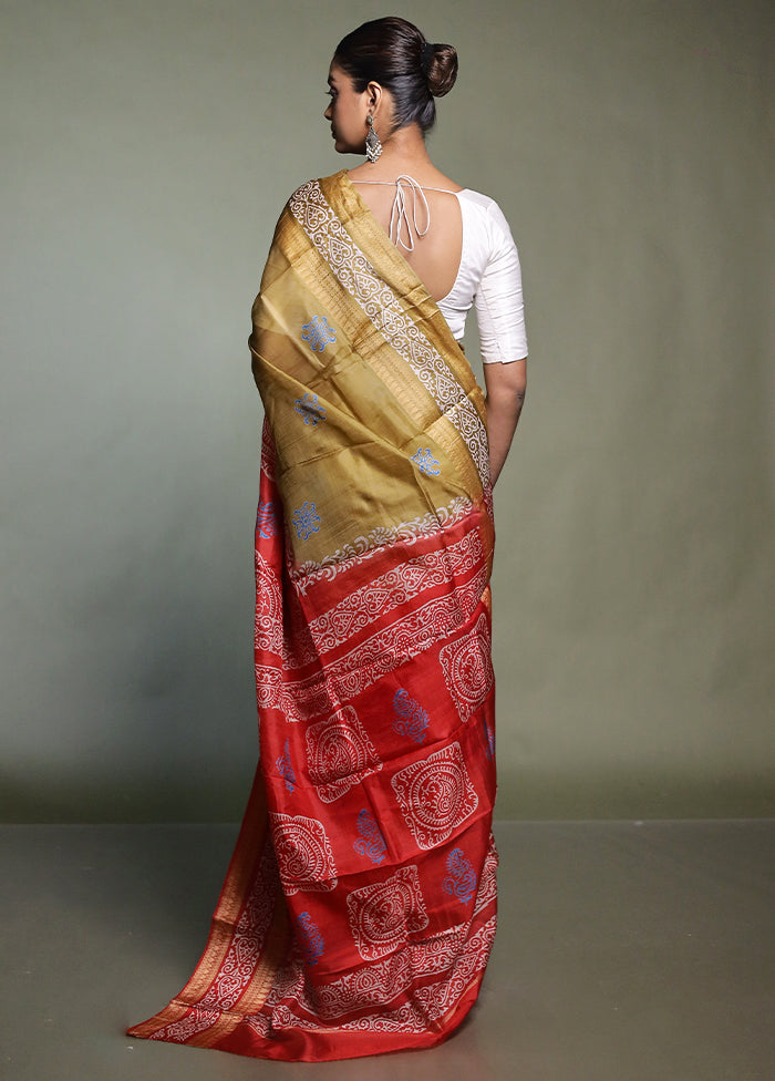 Red Printed Pure Silk Saree Without Blouse Piece