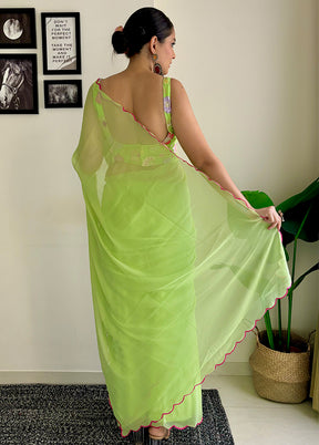 Green Georgette Saree With Blouse Piece