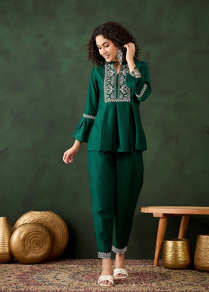 2 Pc Green Readymade Silk Coord Set