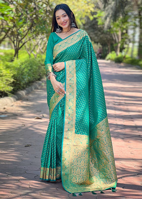 Green Banarasi Silk Saree With Blouse Piece