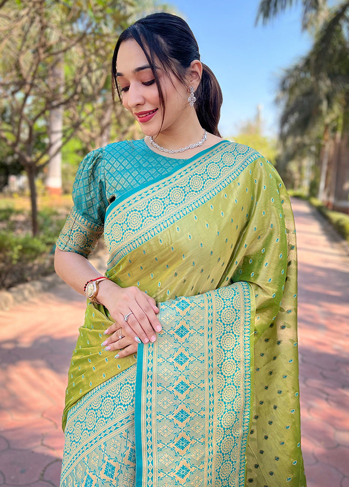 Green Dupion Silk Saree With Blouse Piece