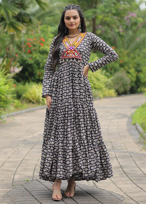 Black Readymade Cotton Long Gown