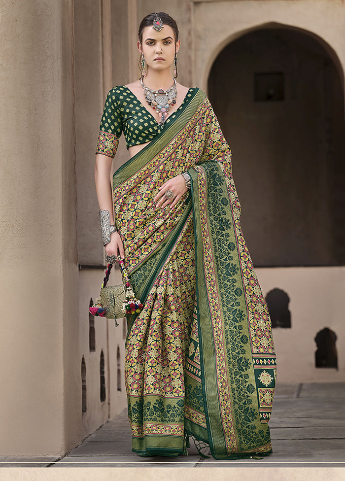 Green Spun Silk Saree With Blouse Piece