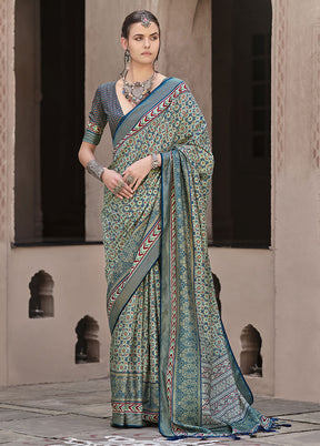 Teal Spun Silk Saree With Blouse Piece