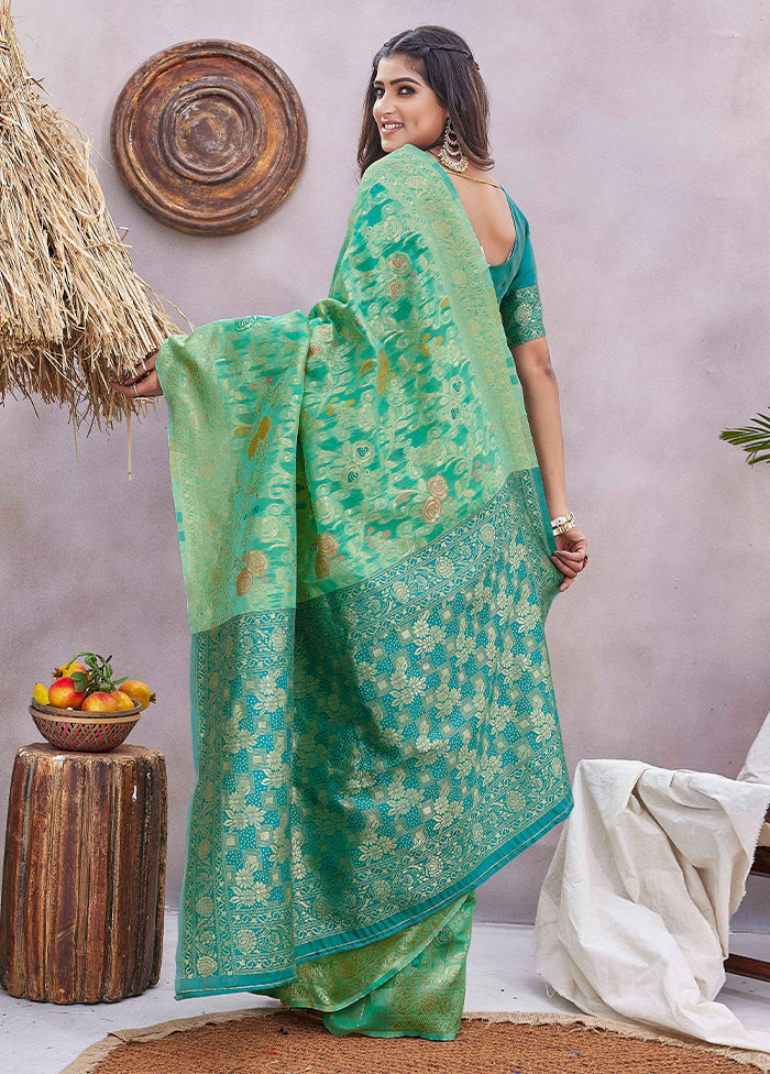 Green Dupion Silk Saree With Blouse Piece