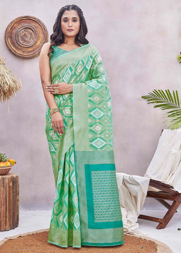 Green Dupion Silk Saree With Blouse Piece