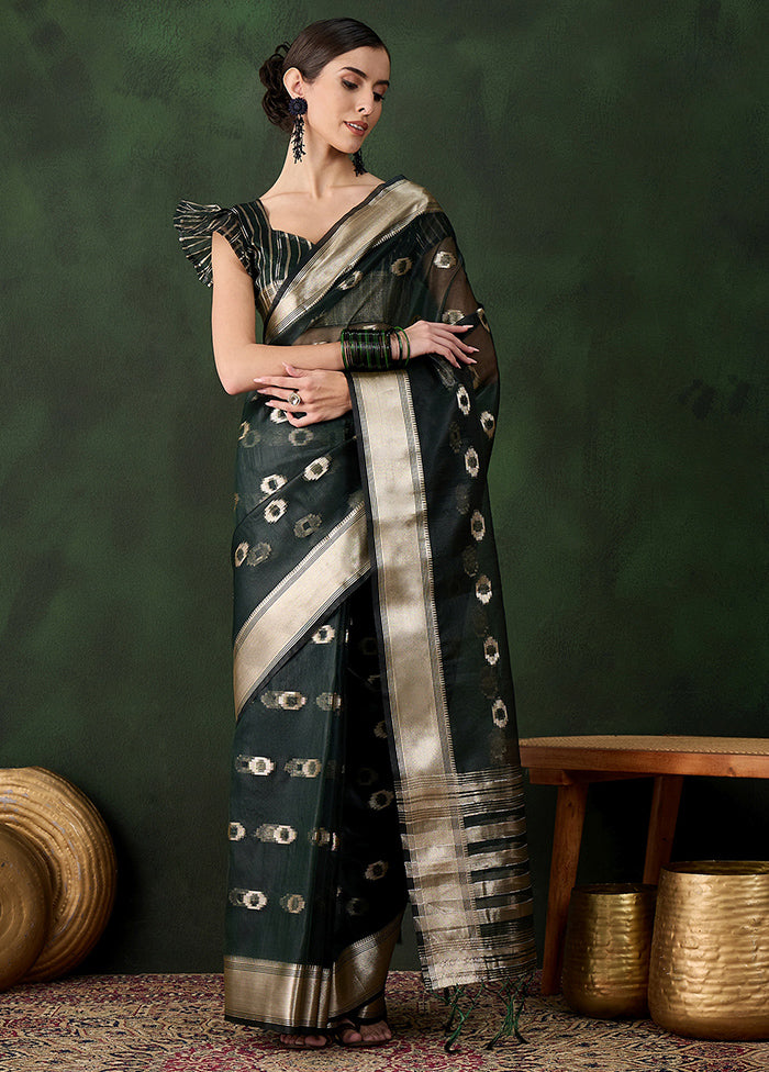 Green Organza Saree With Blouse Piece